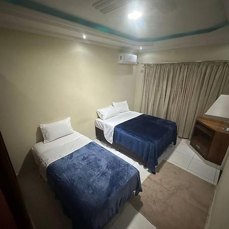 Linda Casa A 200M Da Basilica Nova Villa Aparecida  Luaran gambar